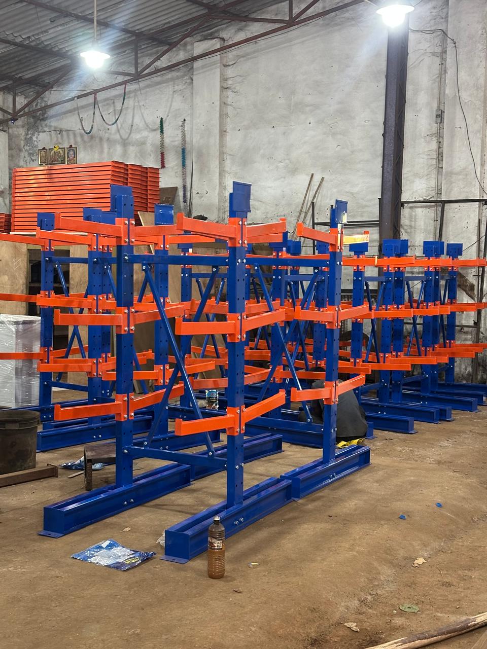 Blue and orange adjustable cantilever rack system